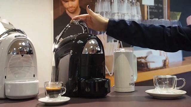 Co umí kapslový kávovar AMBRA S18 смотреть онлайн