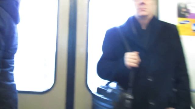 Отправление поезда Воробьёвы горы - Спортивная // ноябрь 2012 год смотреть онлайн