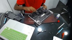 macbook a1502 battery replacement  srilanka ??  Macfix.lk