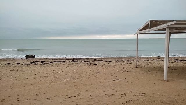 Евпатория 2023. Как выглядит набережная Горького после 3-х дневных проливных дождей и сильного ветр смотреть онлайн