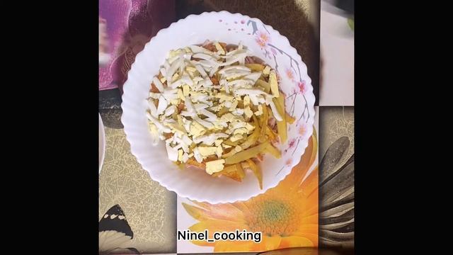 Салат с копчёной курицей и жаренной картошкой смотреть онлайн