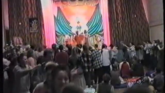 Африканский танец на сибирском фестивале сахаджа йогов 24-26 декабря 1999 год. смотреть онлайн