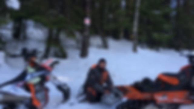 Сноубайк ktm timbersled в командной гонке на снегоходах смотреть онлайн