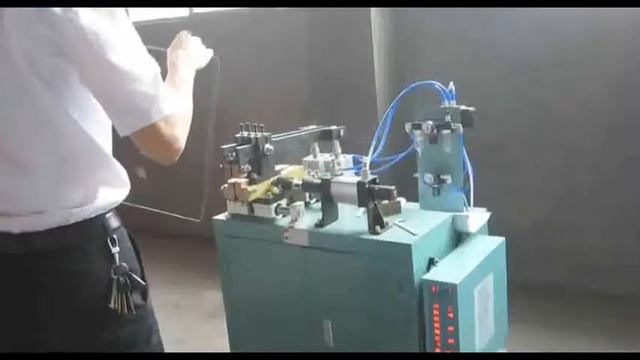 Работа машины стыковой сварки UN25 смотреть онлайн