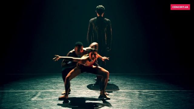 Complexions Stardust - под музыку Дэвида Боуи 25/11/18 смотреть онлайн