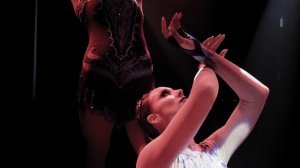 Acro Duo LuNA - Young Blood / Performance