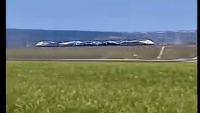 Скоростной TGV (574,8 км.ч)