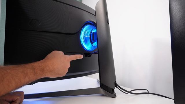 Need to Know Oddysey Samsung G7 Review смотреть онлайн