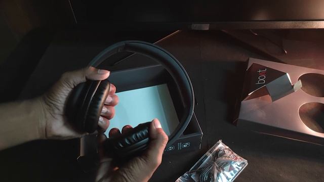 BOAT Rockerz 450 Hila Daala Na - An Awesome Headfone in only 687₹ смотреть онлайн