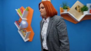 Кирилл ПОДГЛЯДЫВАЕТ за ДЕВОЧКАМИ в РАЗДЕВАЛКЕ!