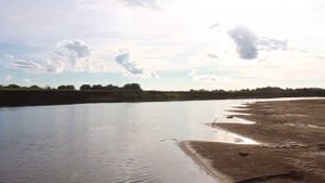 Река Молома и протока Куприха в Юрьево, Кировская область.