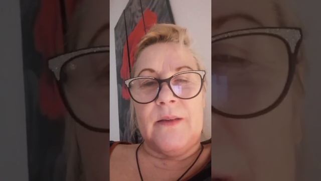 Интерактивная молитва с Помазанной водой!