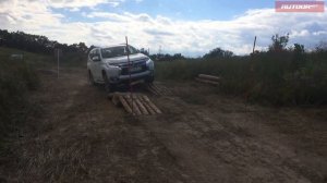 Mitsubishi Pajero Sport 2016 на бездорожье