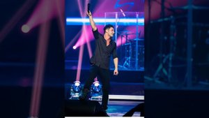 Dan Balan Hold on love