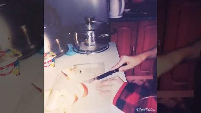 Готовим фруктовый салат!!!=) смотреть онлайн