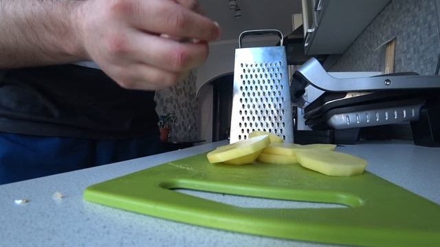Лучшее куриное филе с листами Maggi и картофель на гриле