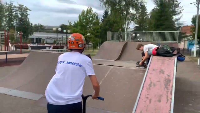 Собрал новый самокат?! Обкатка самоката, новые трюки! смотреть онлайн