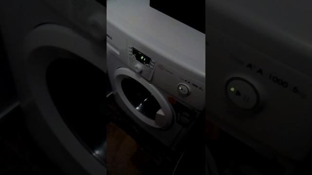 Процесс стирки в стиральной машине Атлант 50У102-000#shorts смотреть онлайн