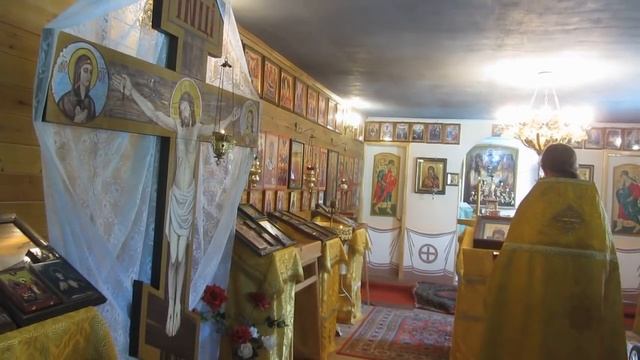 Служба в сельском храме//новые иконы в храм//будни в селе смотреть онлайн