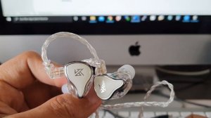 KZ ZAS vs KZ ZAX -  Review por un Audiófilo.