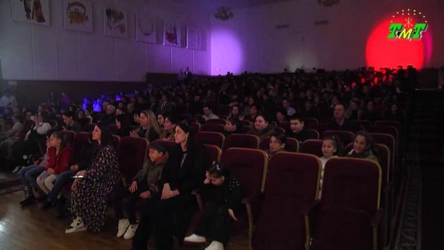 В Тахтамукае прошел концерт, посвященный женщинам