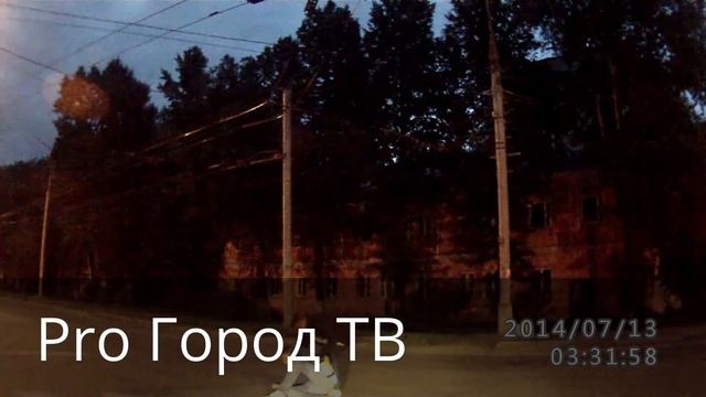 Пьяные пешеходы на Машиностроителей смотреть онлайн