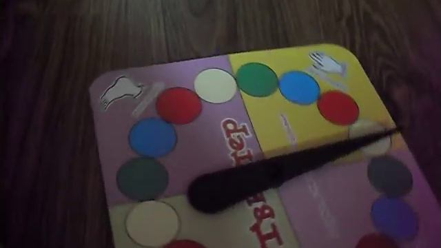 Играем в "Твистер"! смотреть онлайн