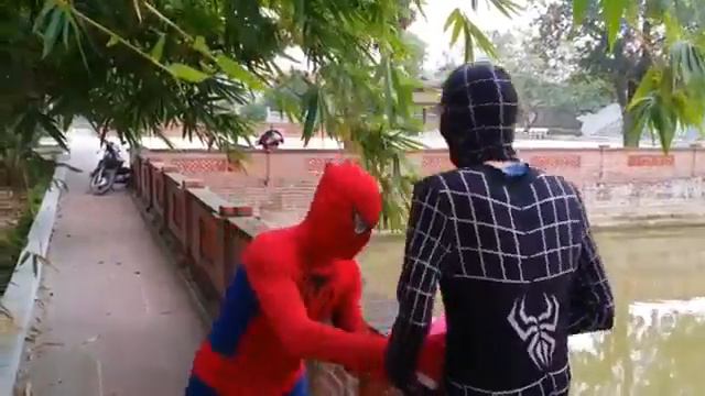 Джокер похитил ребенка / Джокер против полиции смотреть онлайн