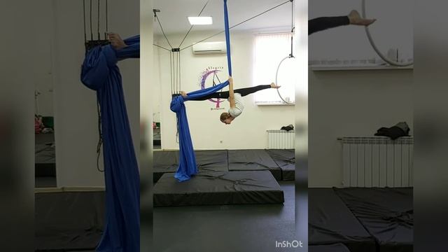 УРОКИ ПО ВОЗДУШНОЙ ГИМНАСТИКЕ / AERIAL CLASS / AERIAL SILKS