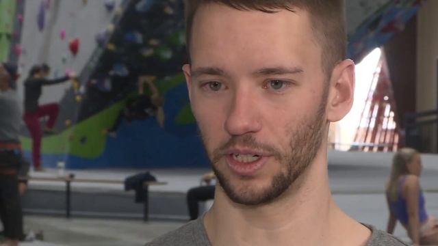 New technology allows 911 callers to give dispatch access to phone camera смотреть онлайн