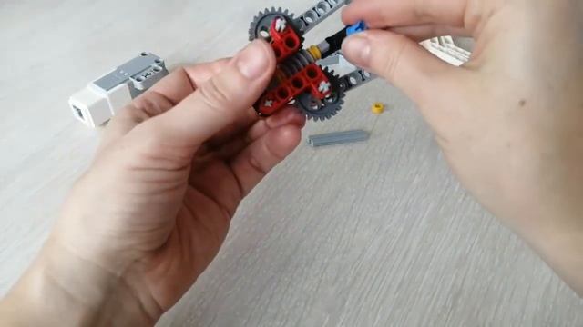 Захват на малом моторе инструкция сборки Lego mindstorms EV3 / A grab mechanism for robot ev3 смотреть онлайн