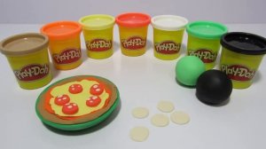Лепим пиццу из пластилина Play-Doh.