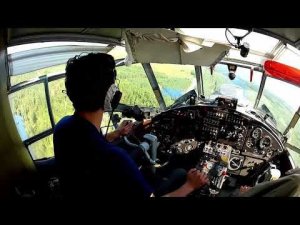 Учебный полет, посадка и взлет на самолете Ан-2 из кабины пилота.