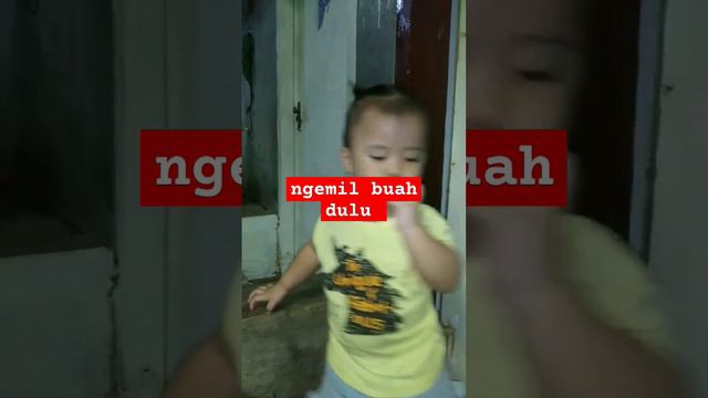 masyaallah punya anak yg suka makan adalah rejeki yg tiada. #bayilucu #makan #asmr #bayihits #viral