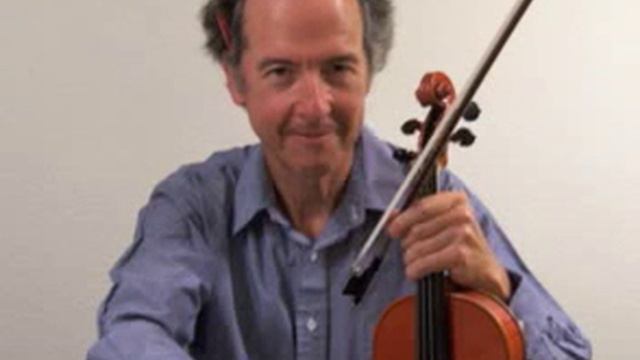 Bernard Chevalier violinist plays Beethoven's Minuet in G major смотреть онлайн