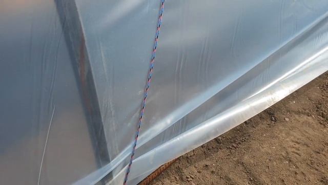 Стяжка балагана веревкой. Тепличная пленка Vatan 120мк.