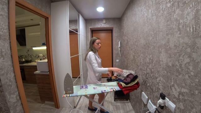 VLOG:ОРГАНИЗАЦИЯ ХРАНЕНИЯ В ВАННОЙ/РЕВИЗИЯ НА КУХНЕ/ГЛАЖУ И РУГАЮСЬ смотреть онлайн
