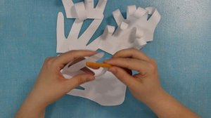 Голубь мира из бумаги