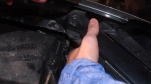 (DIY) Volkswagen Headlight Low Beam Bulb Replacement | No Tools | MK7 Golf