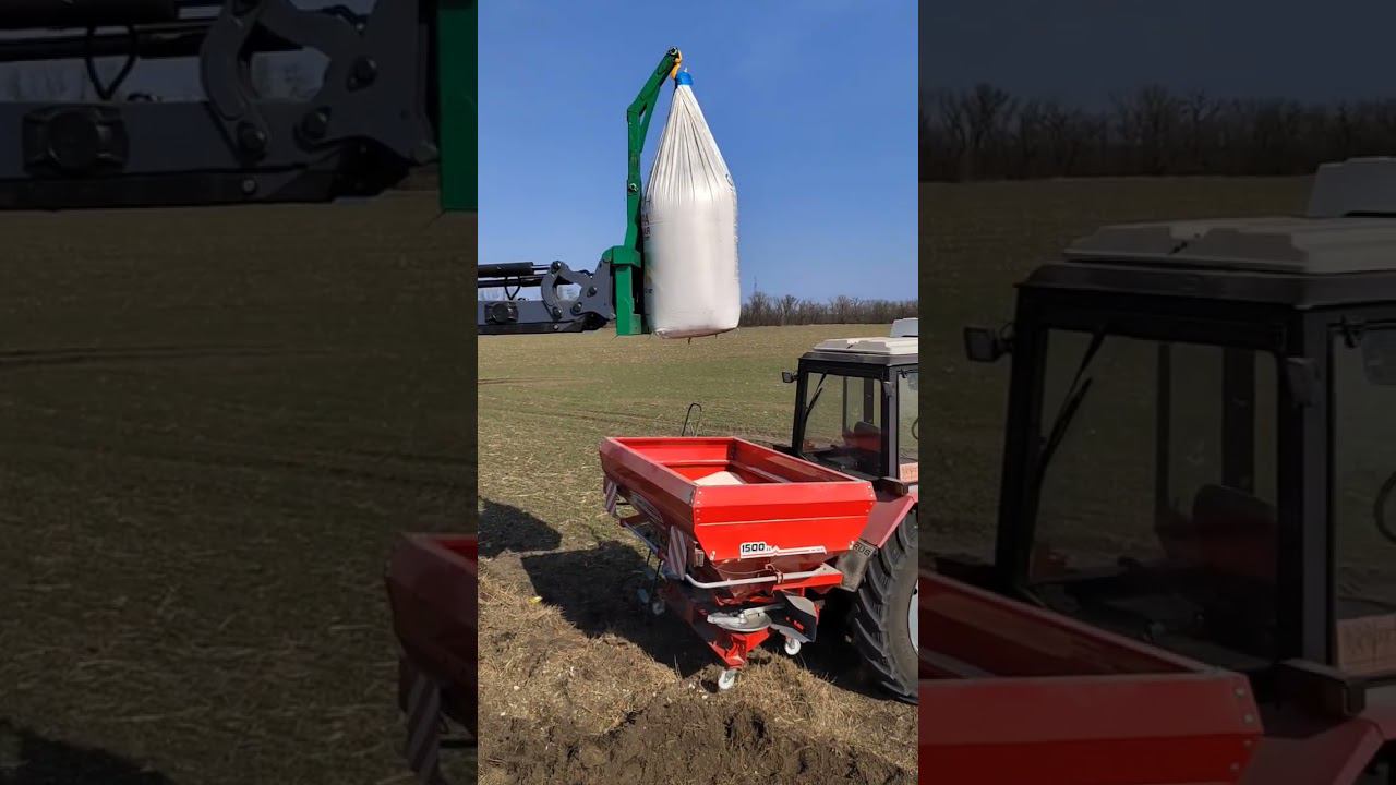 Начали кормить пшеничку. #мтз82, #сальсксельмаш ,#радагостмаш,#AGROHASAT.