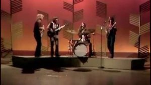 Bad Moon Rising - Creedence Clearwater Revival (HQ - 5.1 Studio )