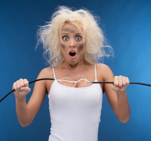 Поиск места "КЗ" и быстрый ремонт электропроводки в старом-новом доме без специнструмента