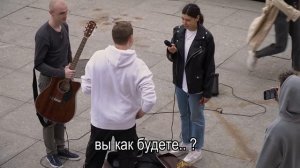 ГИТАРИСТ притворился НОВИЧКОМ с УЛИЧНЫМИ Музыкантами #2 ft. AkStar (720p).mp4