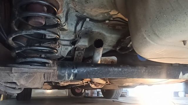 Opel / Vauxhall Astra H Sound Sample without rear muffler (A04, Z16XER, 1.6L - 116 hp) смотреть онлайн