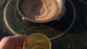 Бескислотный растворитель золота. Проводим опыт