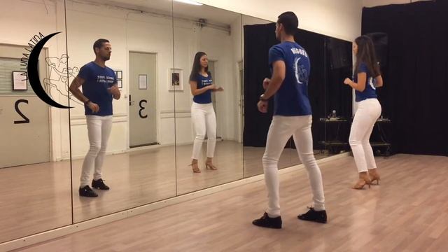 Footwork - Bachata Intermediate at LA LUNA LATINA смотреть онлайн