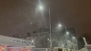 Истории из жизни Богатая свекровь всё время гнобила невестку, но через год стояла на коленях!!