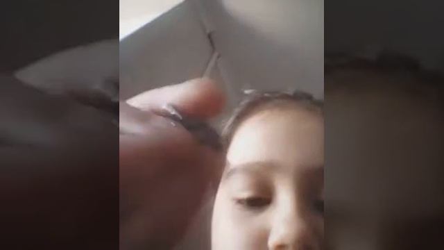 Принесла игрушки к бабушке смотреть онлайн