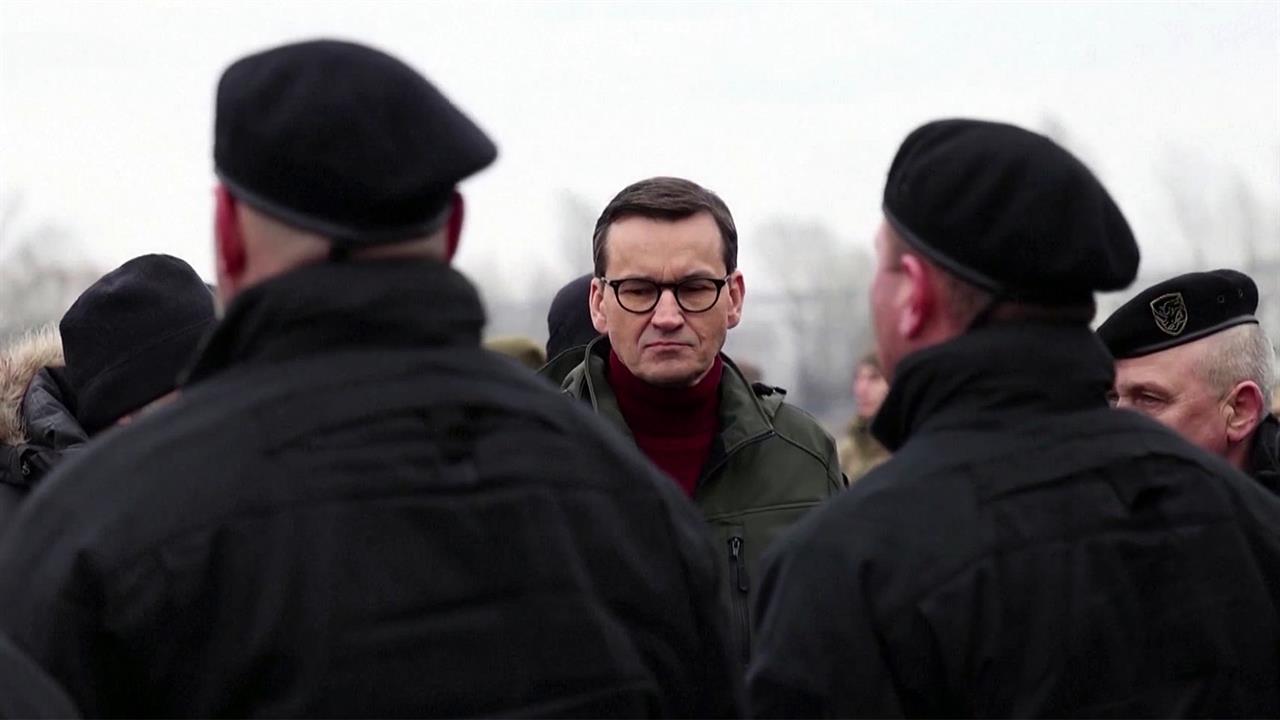 Премьер-министр Польши присутствовал на церемонии передачи Украине танков Leopard-2