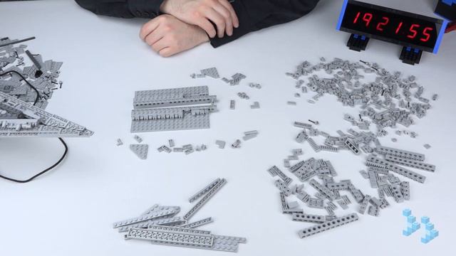 Building the HUGE Executor Star Dreadnought by OneCase [Lego Star Wars Timelapse] смотреть онлайн